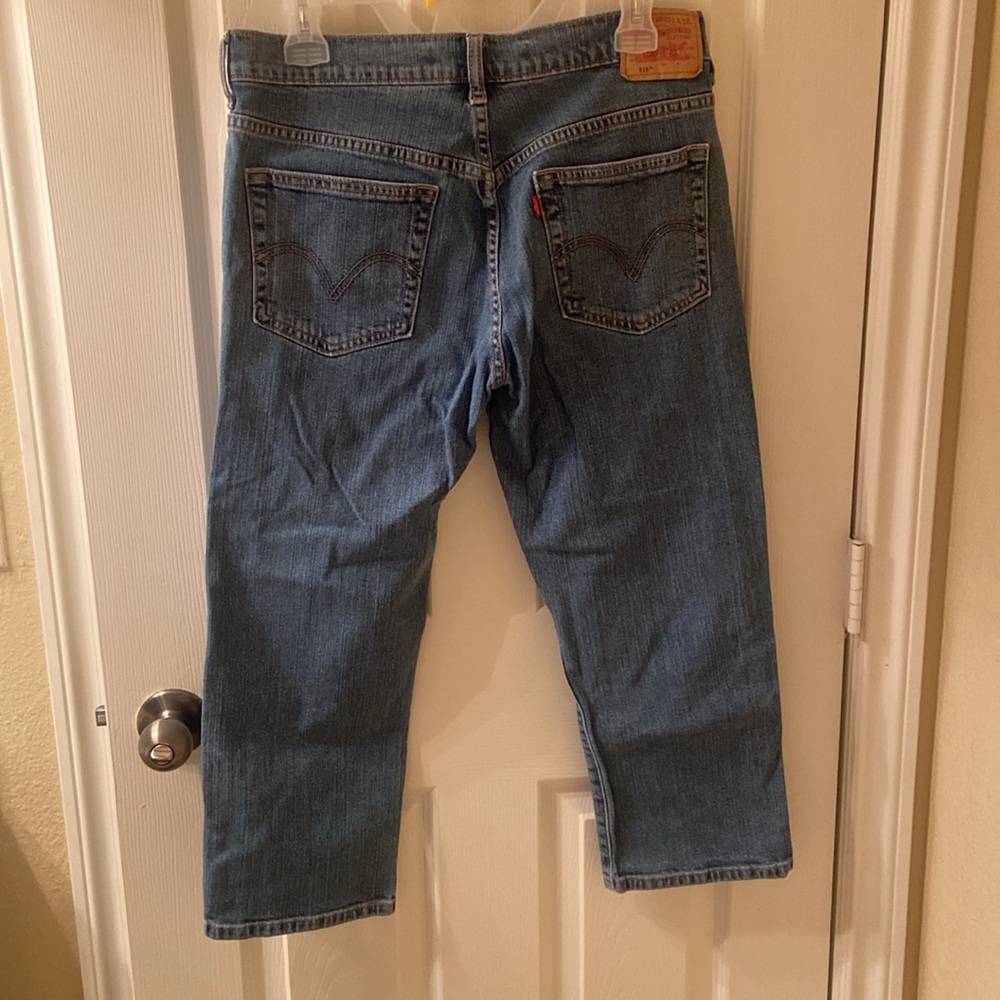 Levi’s - Picture 2 of 2